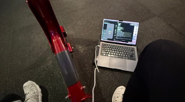 【Vibe Coding 心得】同時用 Claude Code、Gemini、GPT5 多工開發